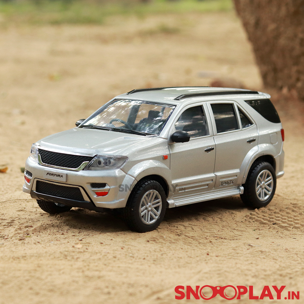 Centy toys xuv hot sale 500