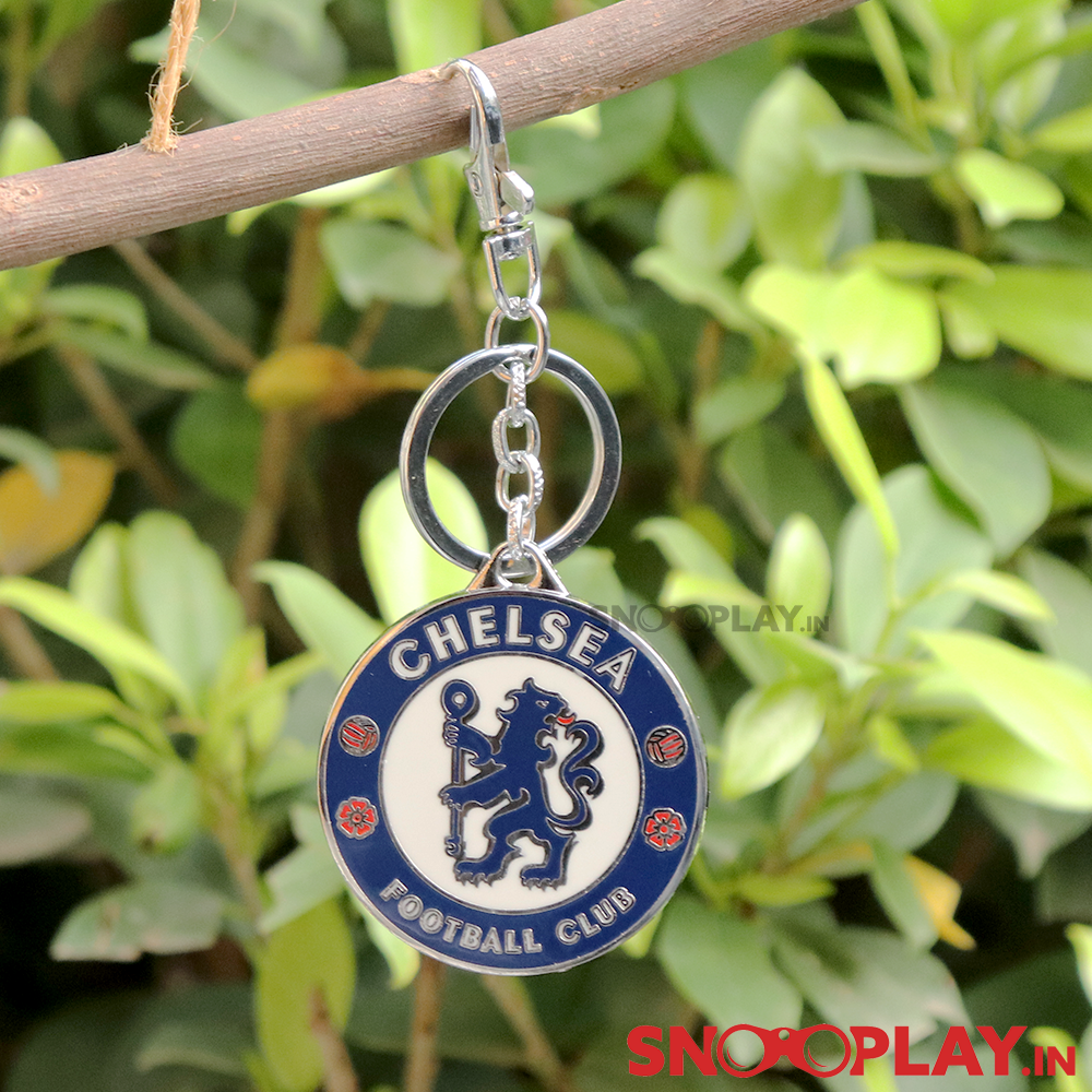 Buy Chelsea Football Club Logo Metal Keychain on Snooplay India