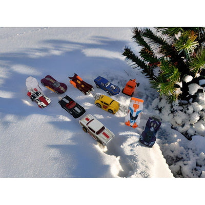 Die Cast Metal Set of 10 Mini Cars with Plastic Parts | Multicolour | Assorted Colours & Designs
