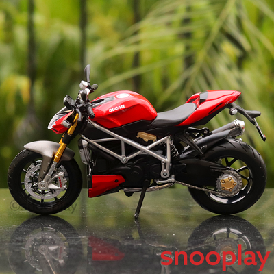 100% Original and Licensed Ducati Super Naked S Diecast Bike Model (1:12 Scale)
