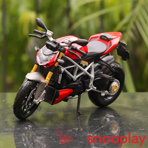 Maisto Original and Licensed Ducati Super Naked S Diecast Bike Model (1:12 Scale)