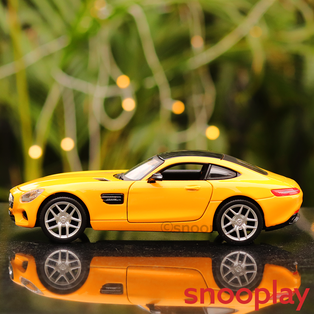 Licensed Mercedes AMG GT Diecast Car (1:24 Scale Model)