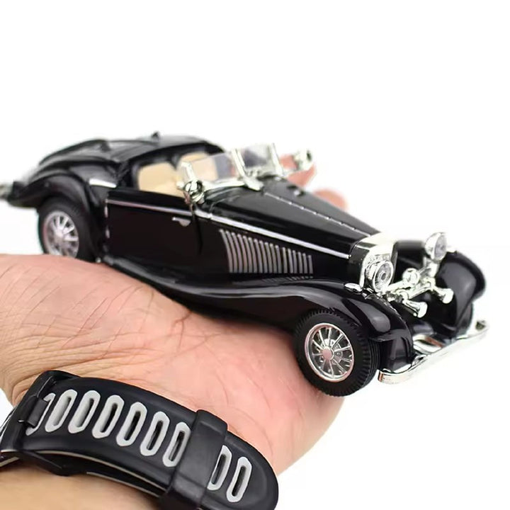 500K 1936 Vintage Diecast Car with Light and Sound Features | 1:24 Scale Model | Black