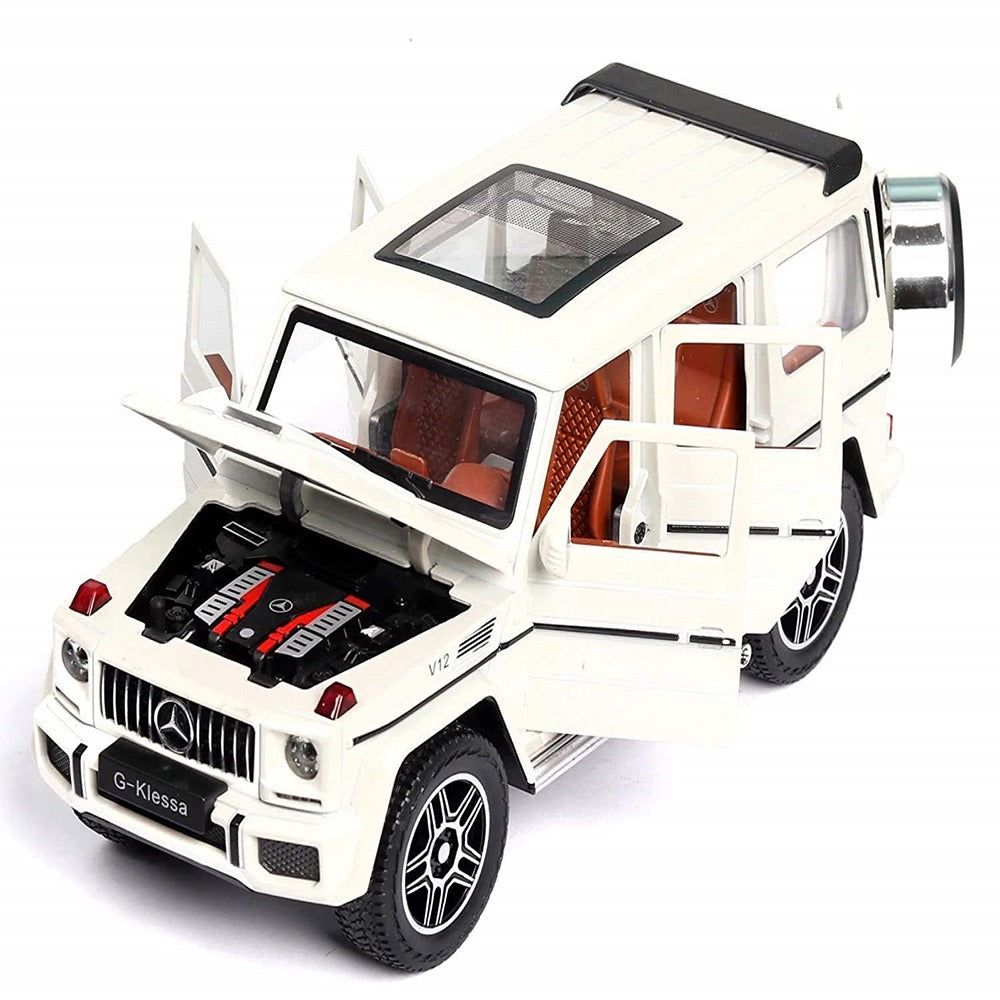 Resembling C-Klessa Benz 132 AMG-G63 Diecast Car | 1:32 Scale Model | White