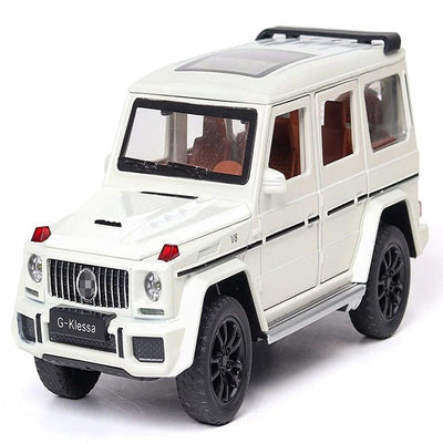 Resembling C-Klessa Benz 132 AMG-G63 Diecast Car | 1:32 Scale Model | White