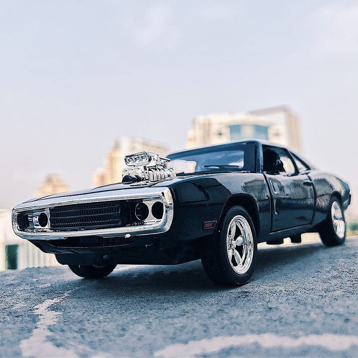 Resembling 1:32 Fast and Furious FF8 Die Cast Metal Toy Car