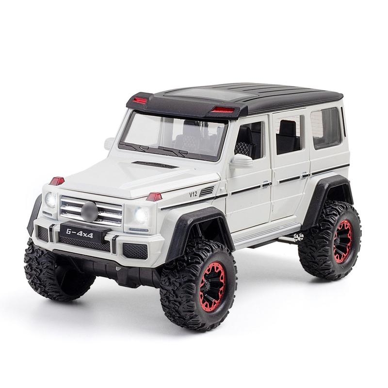 Resembling Daben G500 Alloy Metal Pull Back Diecast Car with Openable Doors, Sound & Light | 1:24 Scale Model (14 Years Till Grown Ups)