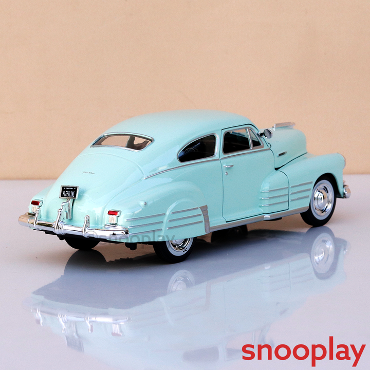 Maisto Original 1948 Chevrolet Fleetline Aersedan Licensed Diecast Car | 1:25 Scale (14 Years till Grown Ups)