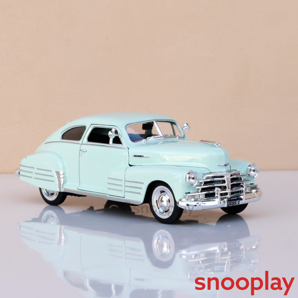 Maisto Original 1948 Chevrolet Fleetline Aersedan Licensed Diecast Car | 1:25 Scale (14 Years till Grown Ups)