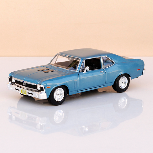 Maisto Original 1970 Chevrolet Nova SS Licensed Diecast Car | 1:24 Scale (14 Years till Grown Ups)