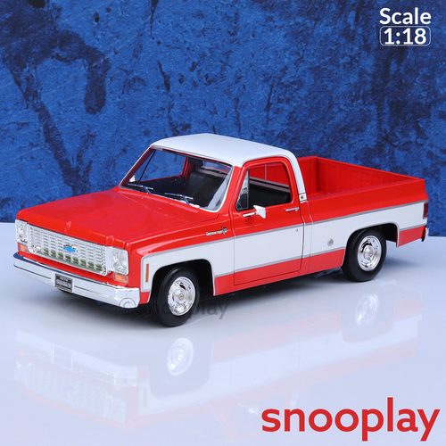 Bburago Original 1974 Chevrolet C10 Cheyenne Super Licensed Diecast Car | 1:18 Scale (14 Years till Grown Ups)
