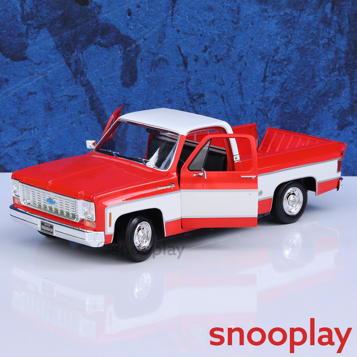 Bburago Original 1974 Chevrolet C10 Cheyenne Super Licensed Diecast Car | 1:18 Scale (14 Years till Grown Ups)