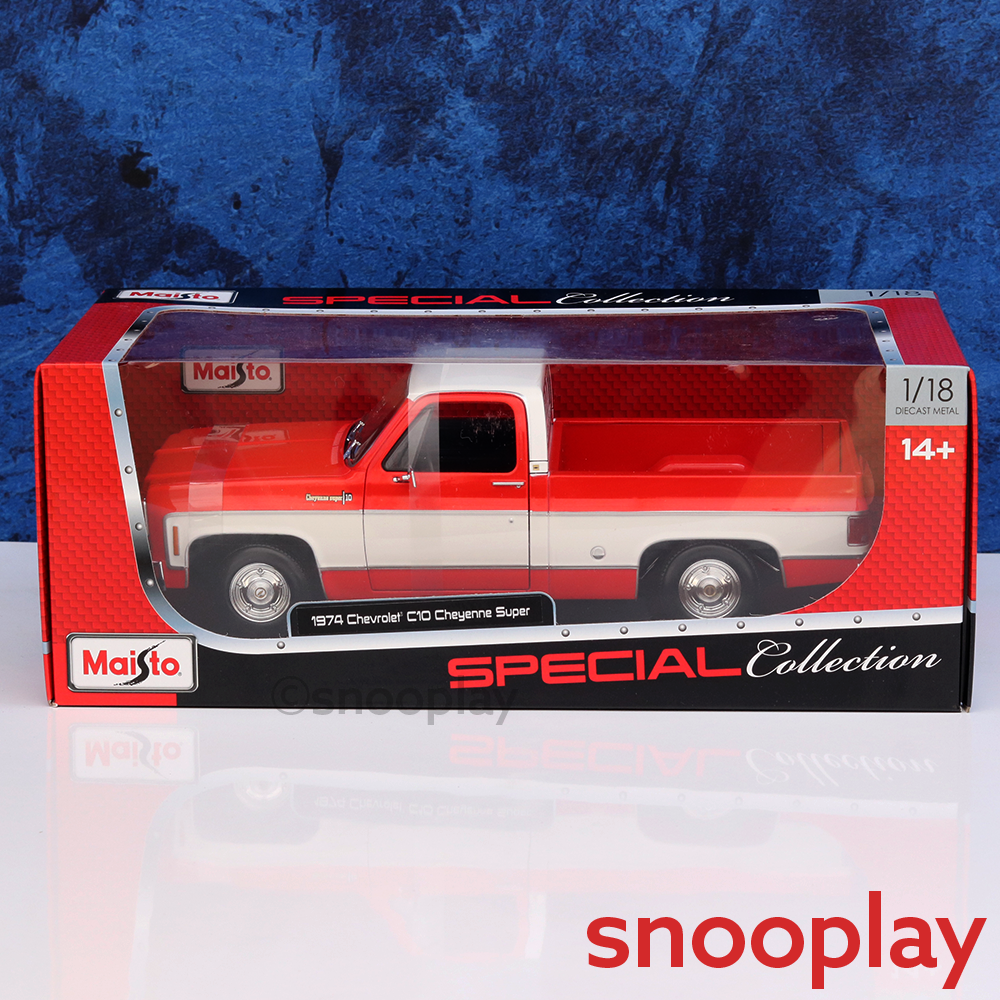 Bburago Original 1974 Chevrolet C10 Cheyenne Super Licensed Diecast Car | 1:18 Scale (14 Years till Grown Ups)