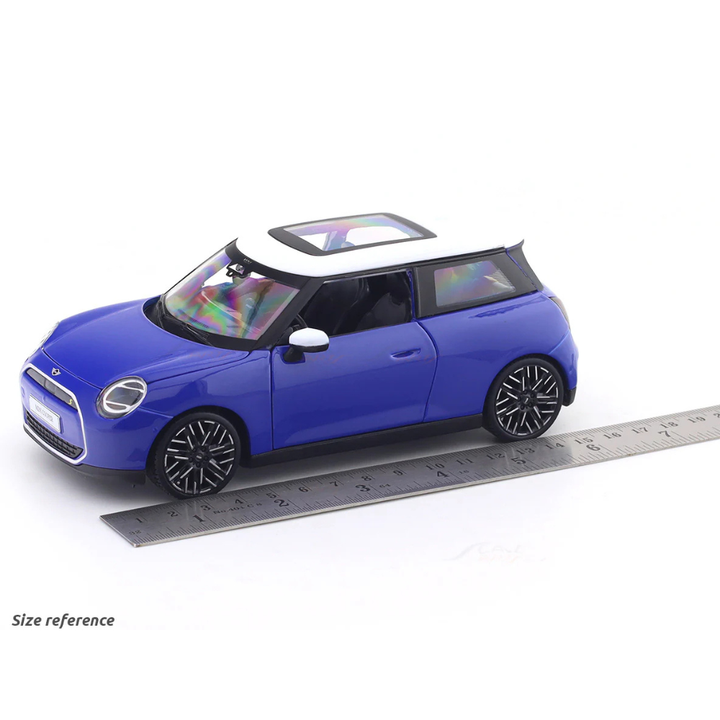 Maisto Original Mini Cooper SE(J01) Licensed Diecast Car | 1:24 Scale (14 Years till Grown Ups)