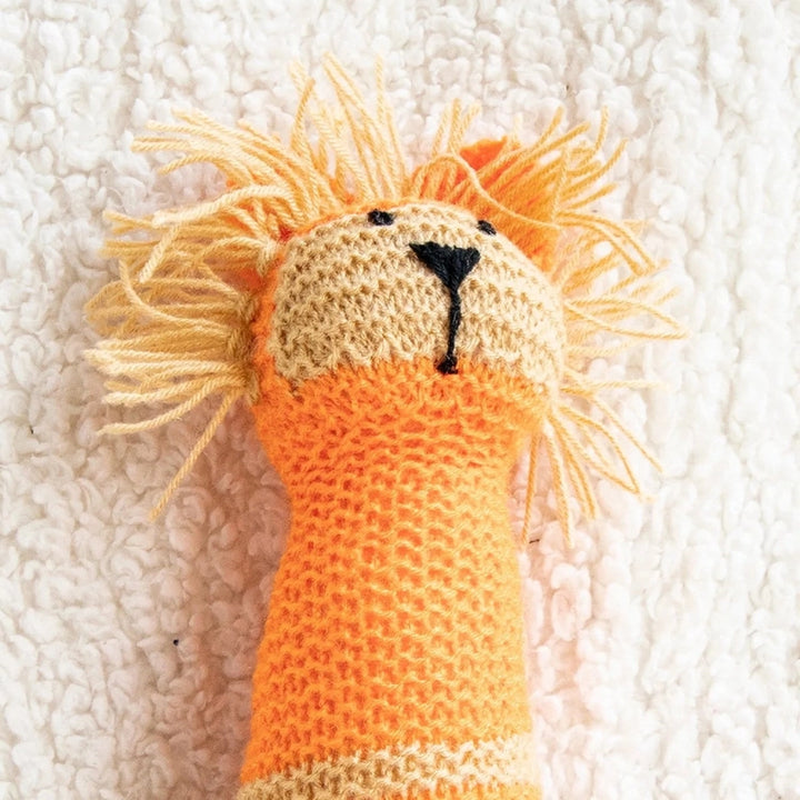 Simba The Lion Sensory Rattle