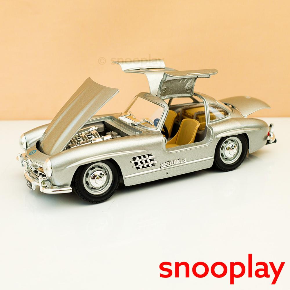 Original Mercedes-Benz 300 SL (1954) Licensed Diecast Car with Openable Doors | 1:24 Scale Model (14 Years Till Grown Ups) - Silver