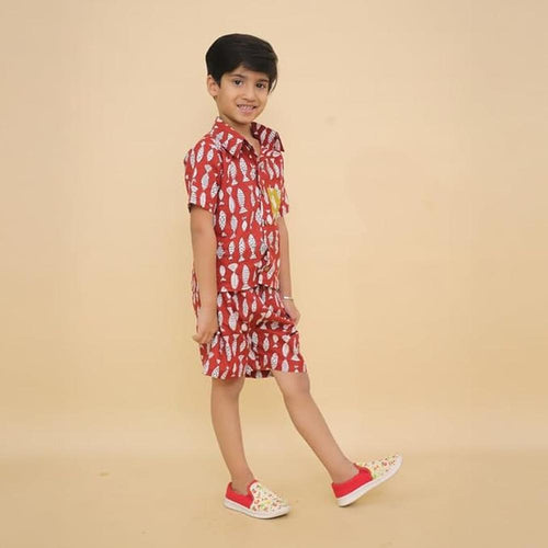 Little Ginnie Half Sleeve Shirt & Shorts for Kids | Maroon