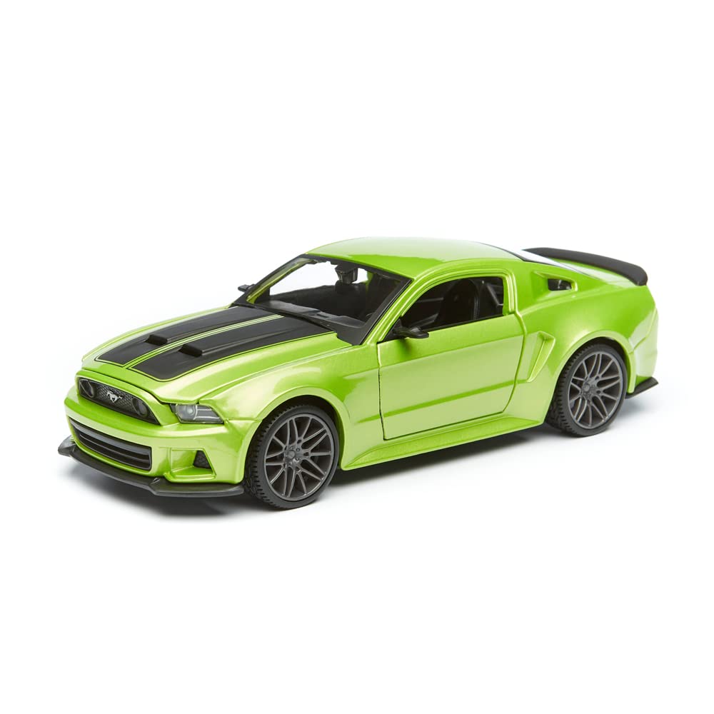 Maisto Original 2014 Ford Mustang Street Racer Licensed Diecast Car | 1:24 Scale Model (14 Years till Grown Ups)