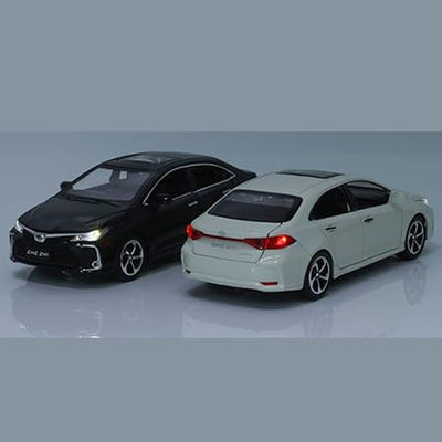 Resembling 1:32 Diecast Metal Car Model Corolla Toy Car