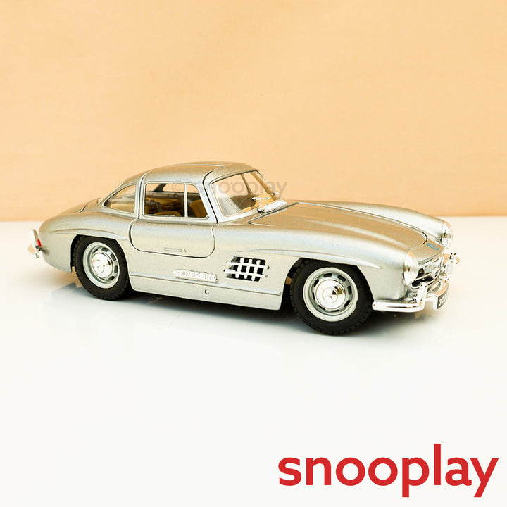 Original Mercedes-Benz 300 SL (1954) Licensed Diecast Car with Openable Doors | 1:24 Scale Model (14 Years Till Grown Ups) - Silver