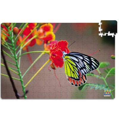 Butterfly on the Flower Cardboard Jigsaw Puzzle - 252 pieces