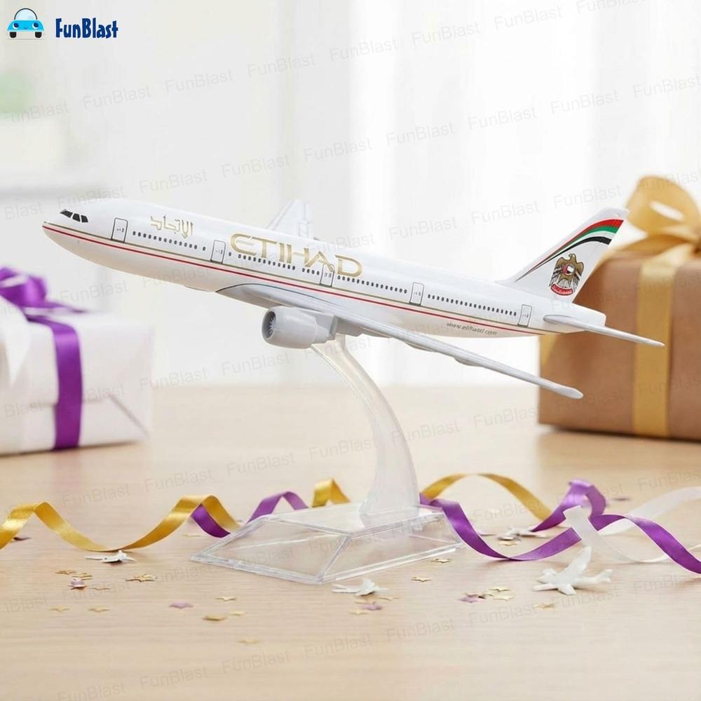 FunBlast B777 Etihad Diecast Aeroplane Model | Miniature Aircraft Display Collectible