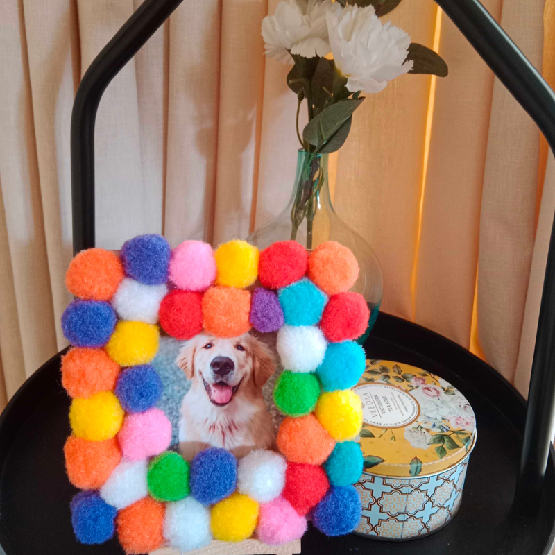 DIY Pom Pom Photo Frame Kit