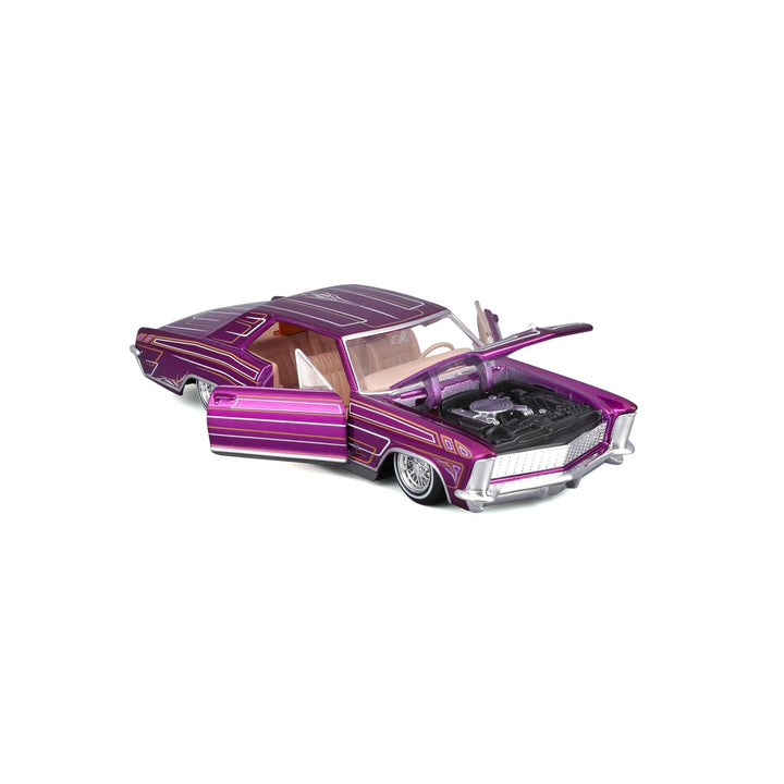 Maisto Original 1965 Buick Riviera Licensed Diecast Car | 1:24 Scale Model (14 Years till Grown Ups)