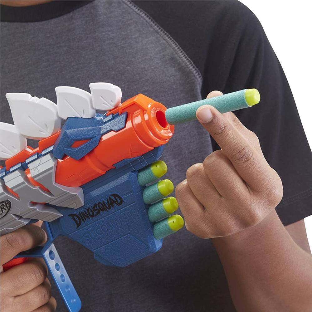 Nerf Dinosquad Stego - Smash Dart Blaster with 4-Dart Storage & Pull-Back Priming Handle (8-12 Years)