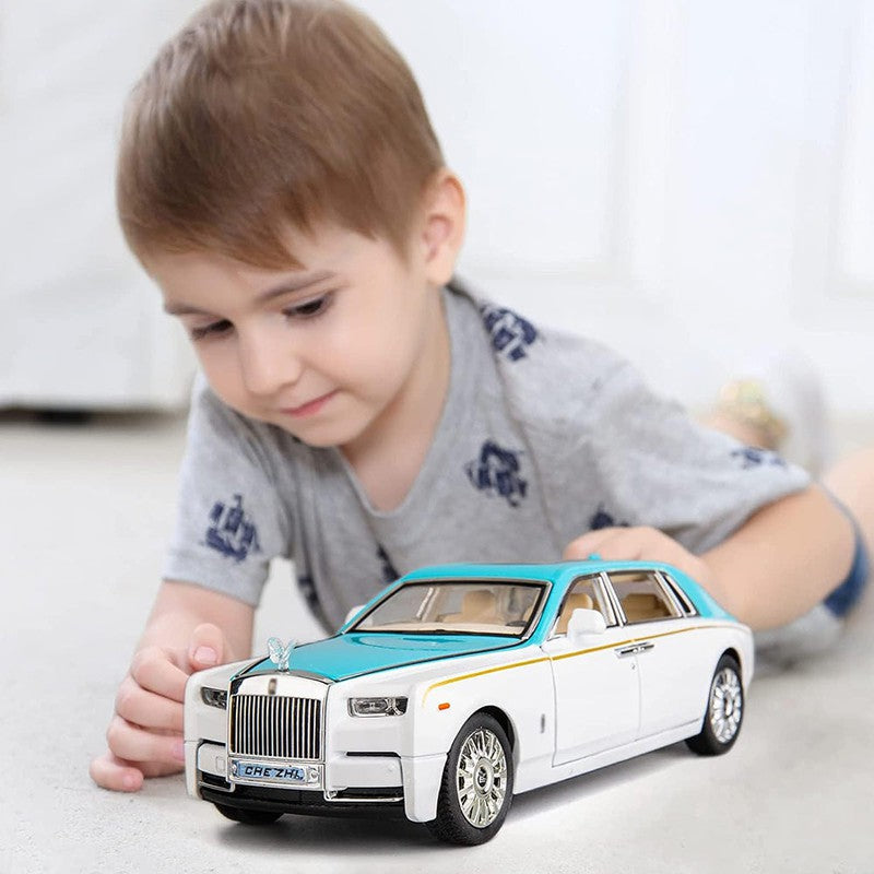 Resembling 1:24 Rolls-royce Phantom Metal Car (White/Blue)