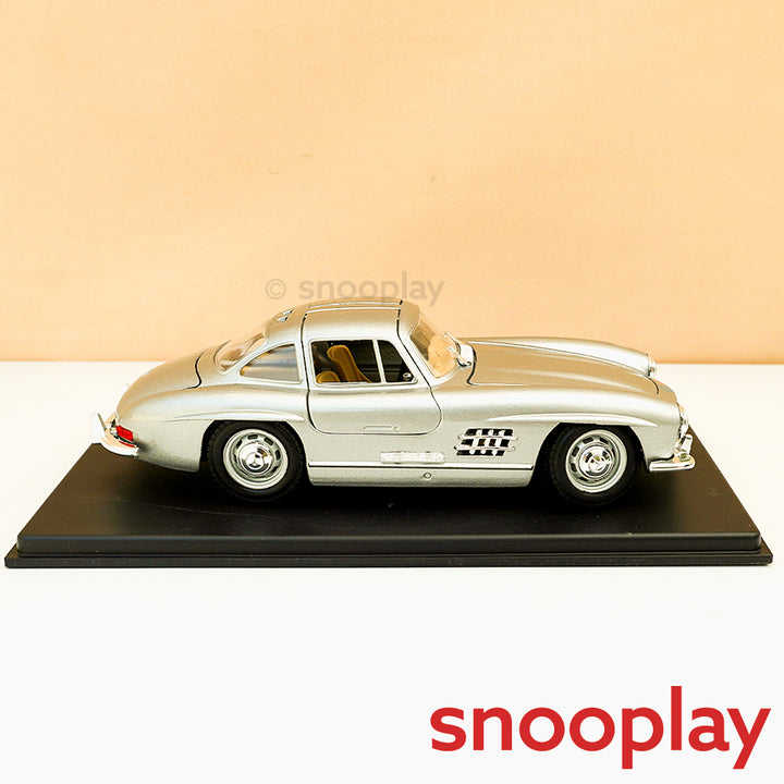 Original Mercedes-Benz 300 SL (1954) Licensed Diecast Car with Openable Doors | 1:24 Scale Model (14 Years Till Grown Ups) - Silver