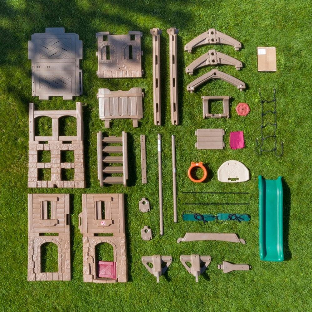 STEP2 Naturally Playful Adventure Lodge Play Center (3-8 Years)