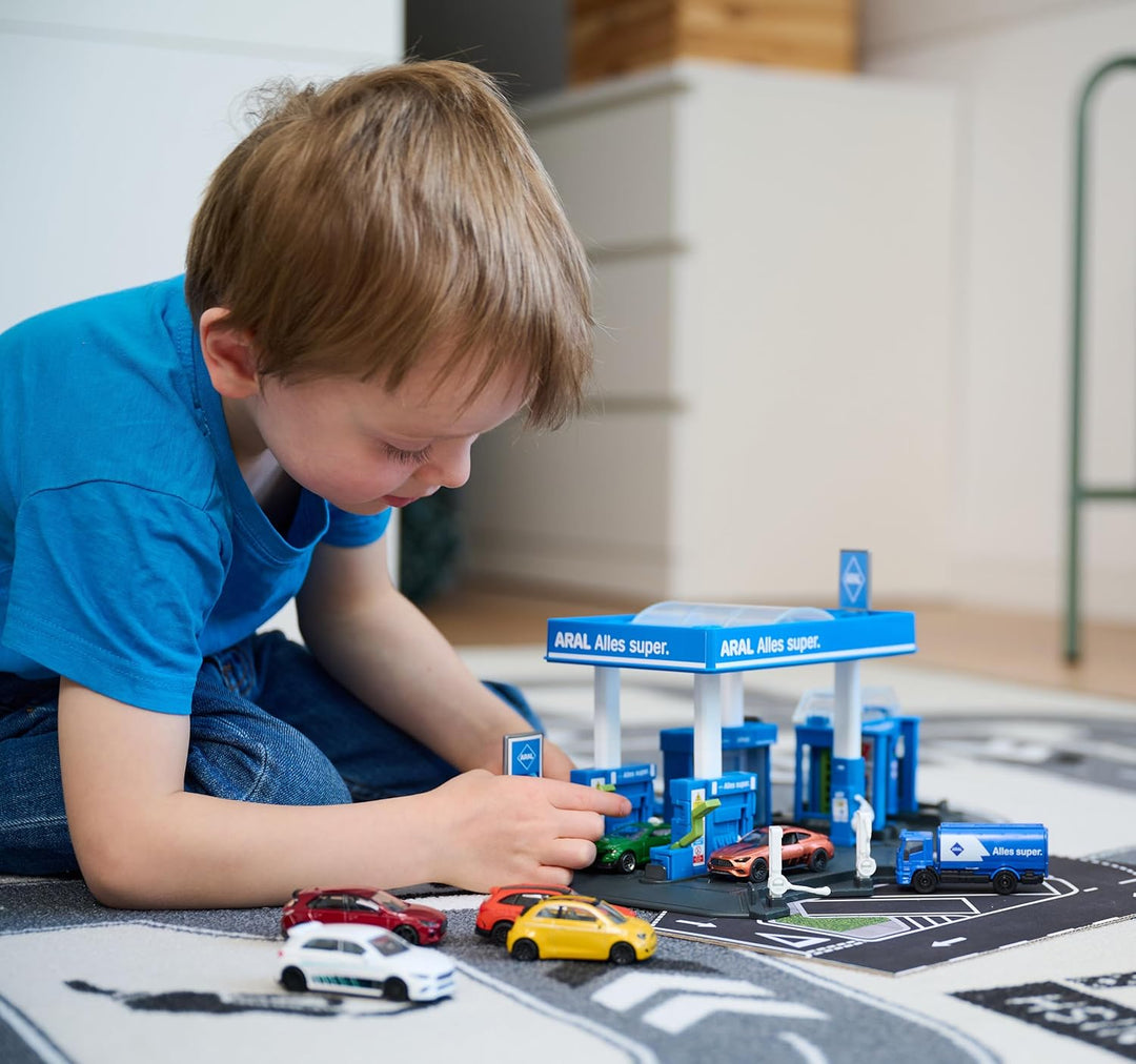 Original Licensed Majorette ARAL Petrol Station Playset with Fuel Tanker | 6 Parking Spaces, Car Wash & EV Charger