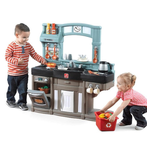 STEP2 Best Chef’s Kitchen Pretend Playset (2-8 Years)