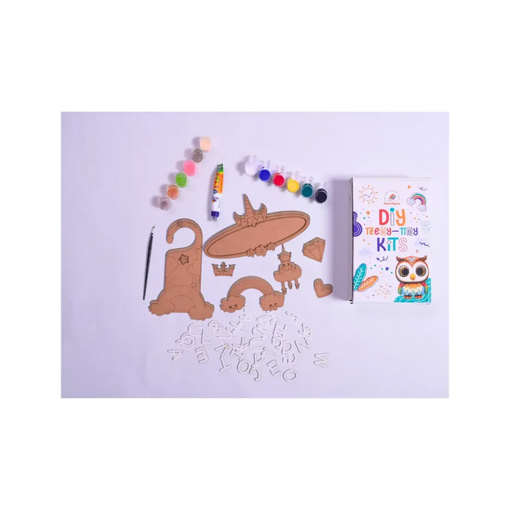Ilearnngrow Teeny Tiny DIY Unicorn Name Plate Kit & Door Knob Craft Kit