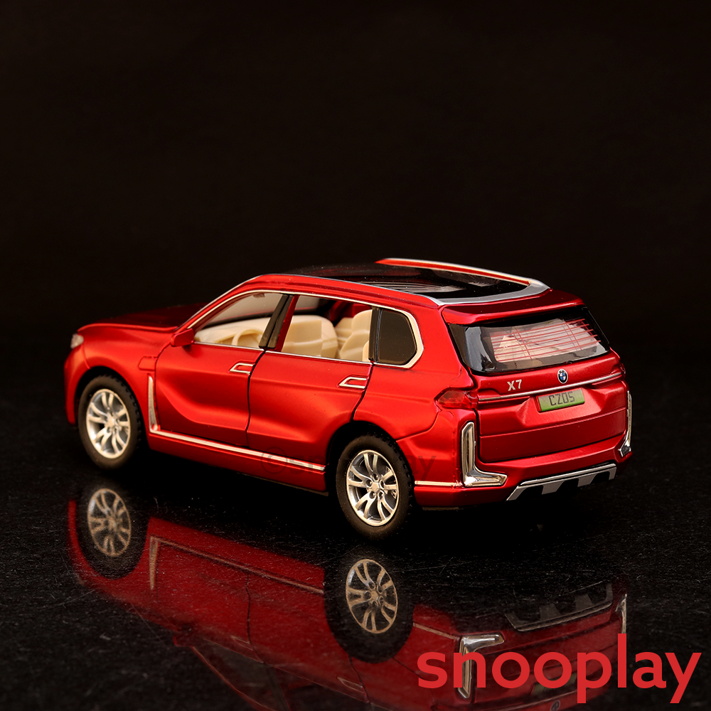 Diecast Resembling BMW X7 SUV (1:32 Scale) Pull Back Car with Light and Sound