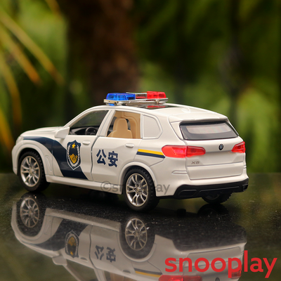 Resembling BMW Diecast Police Car with Openable Parts, Light & Sound | 1:32 Scale Model (6 Years Till Grown Ups)