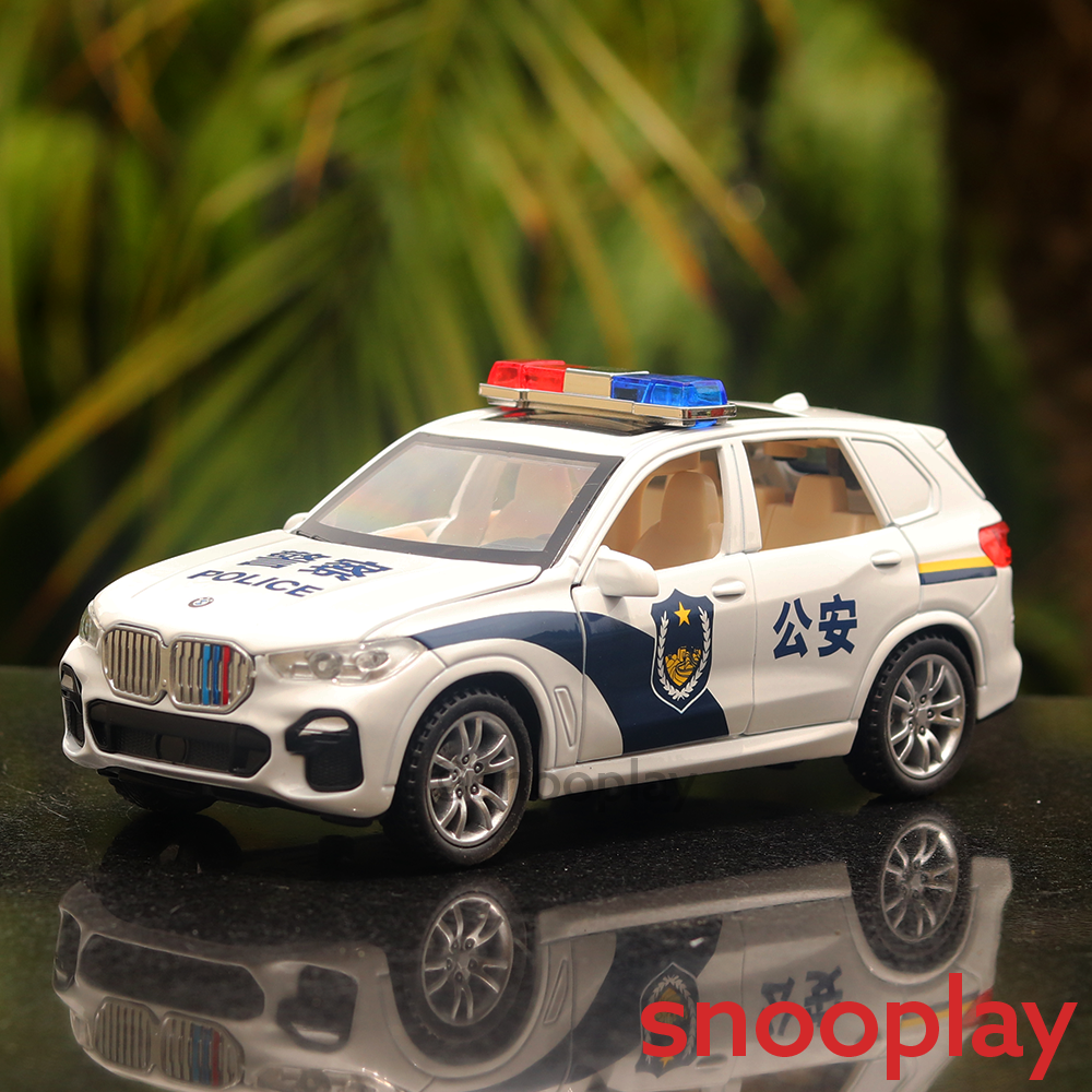 Resembling BMW Diecast Police Car with Openable Parts, Light & Sound | 1:32 Scale Model (6 Years Till Grown Ups)