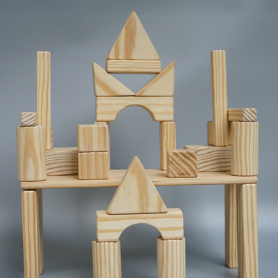 Natural Wooden Building Blocks Set (34 pcs & 1 Plank)