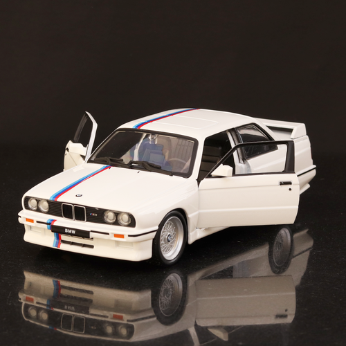 Original Licensed 1988 BMW 3 Series M3 Diecast Car | 1:24 Scale (14 Years till Grown Ups)