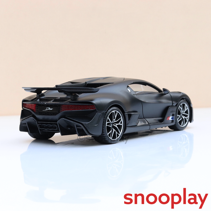Maisto Original Licensed Bugatti Divo Diecast Car | 1:24 Scale (14 Years till Grown Ups)