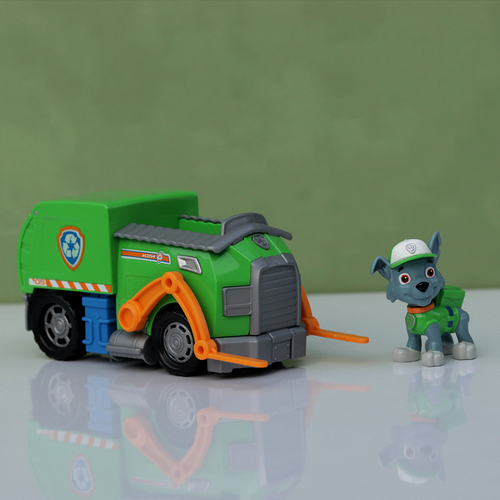 Win Magic Original Paw Patrol Rocky Recycle Truck with Collectible Figure (3-10 Years)