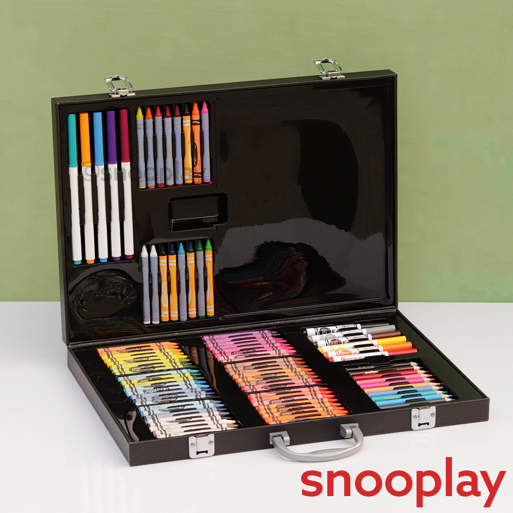 Original Pixar Car Art Case Colouring Kit - 95 Pieces | Licensed Disney Toy (5 Years Till Grown Ups)