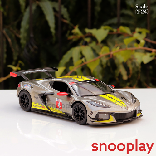Bburago Original 2020 Chevrolet Corvette C8.R Licensed Diecast Car | 1:24 Scale Model (14 Years Till Grown Ups)