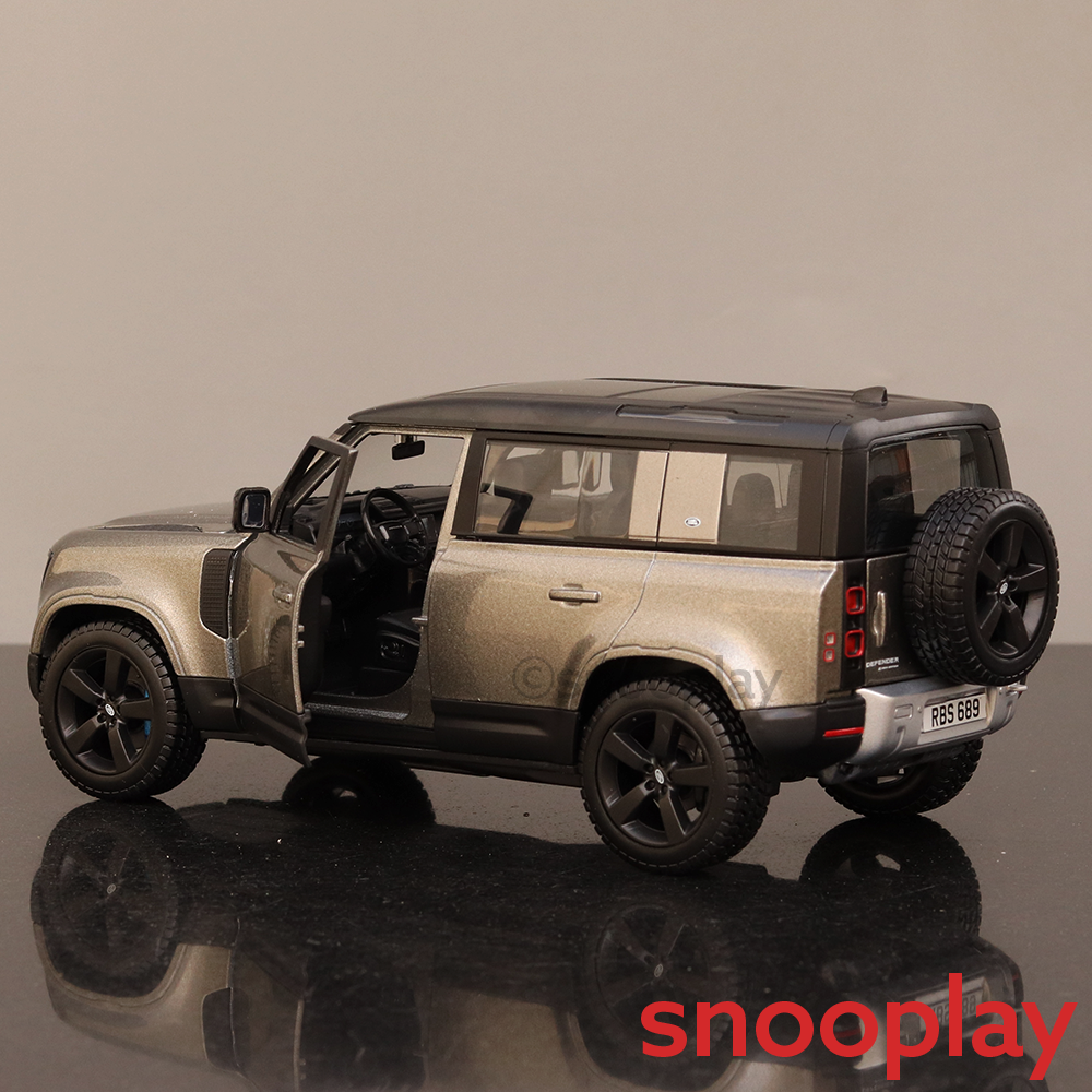 Licensed 2022 Land Rover Defender 110  | 1:24 Scale Model