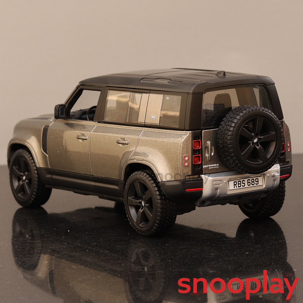 Licensed 2022 Land Rover Defender 110  | 1:24 Scale Model