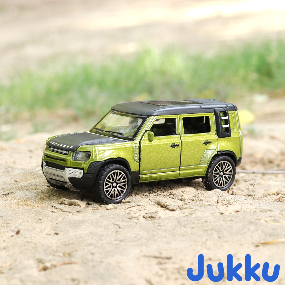 Jukku Resembling Defender Diecast Car - Pullback, Openable Doors & Bonnet | 1:36 Scale (3 Years till Grown Ups)