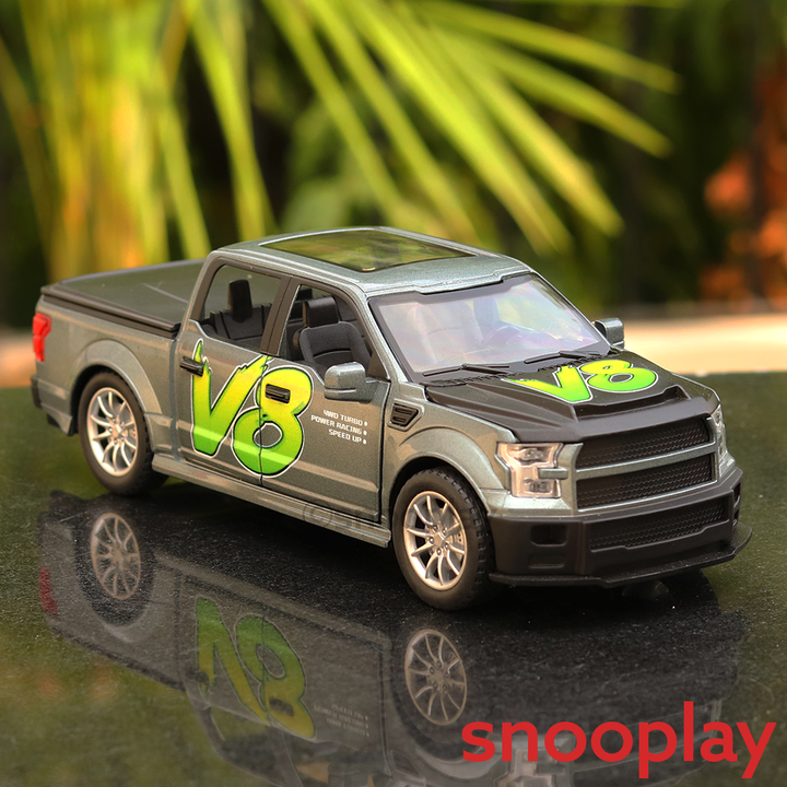 Diecast Car Resembling Ford F350 with Openable Parts, Lights and Sounds (Scale 1:22) - Assorted Designs and Colours