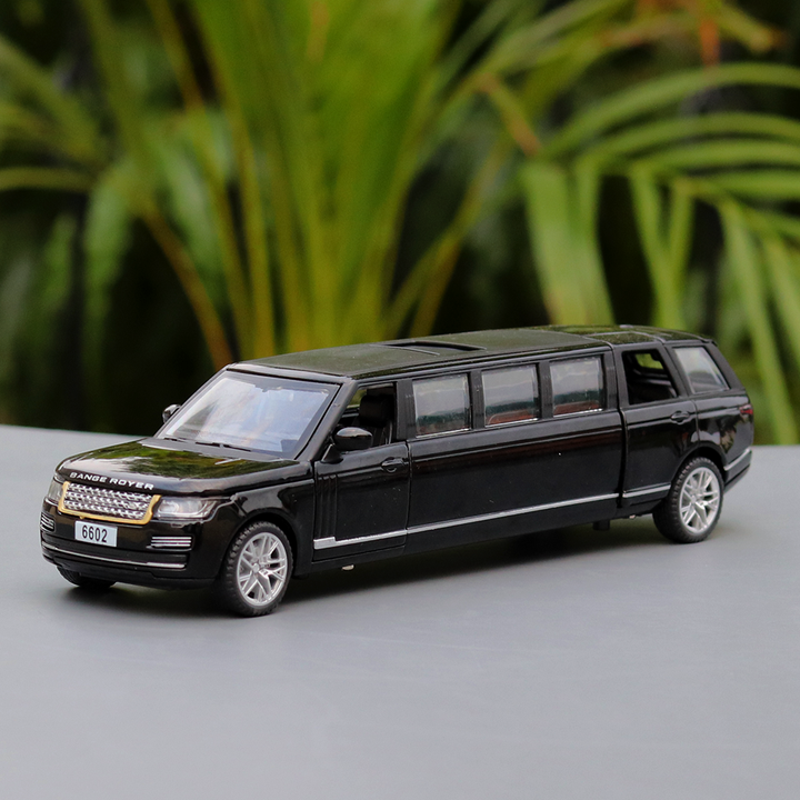 Diecast Metal Car resembling Range Rover Limousine with Openable parts, Lights and Sounds (Scale 1:32) - Assorted Colours