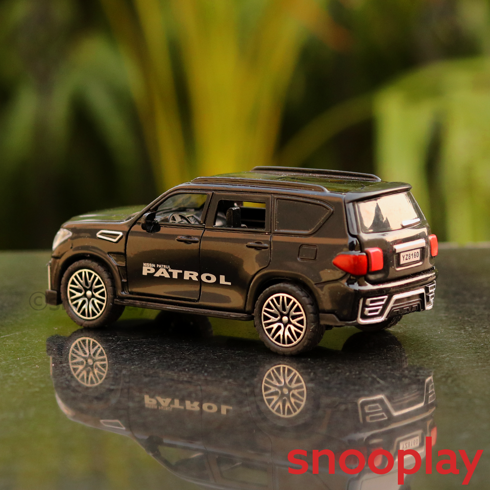Resembling Patrol Diecast Pullback Car with Openable Parts (3 Years till Grown Ups) | Assorted Colors